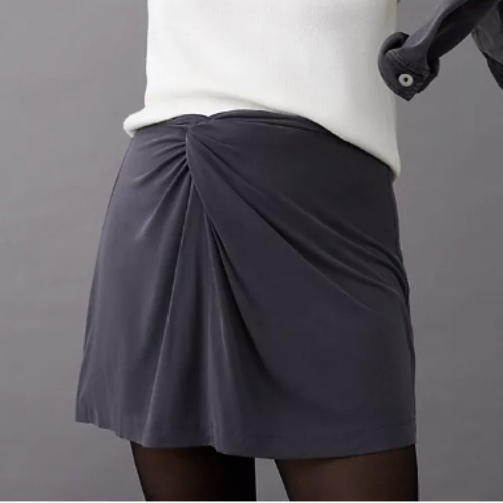 NWT Anthropologie Isobel Twist Front Mini Skirt Viscose Gray Noir Size Small